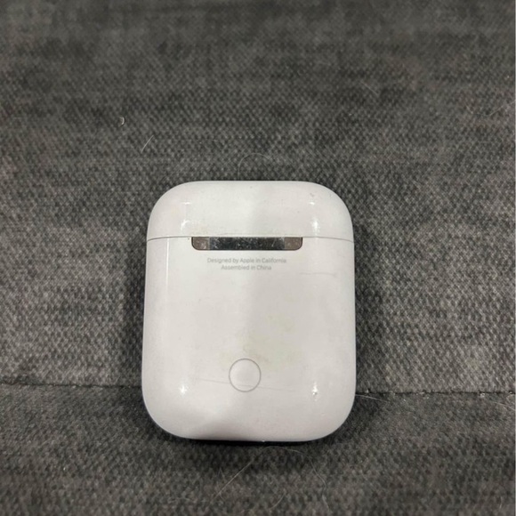 Original/Authentic Apple Charging Case For 1st and 2nd Generation… - Picture 3 of 3